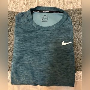 Nike long sleeve dri-fit shirt